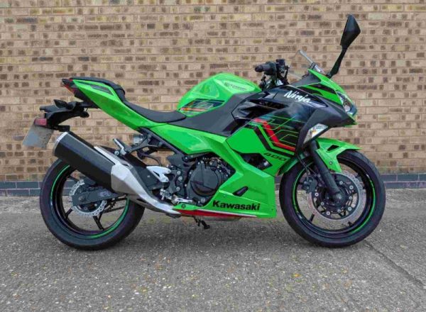 2024 Kawasaki NINJA 400 GREEN